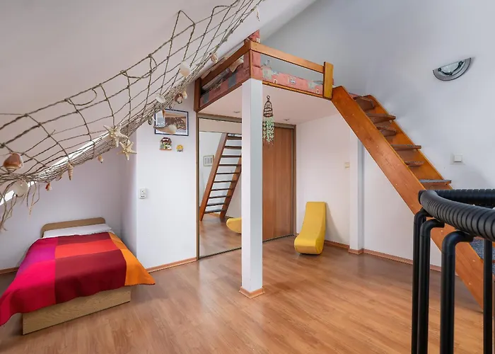 Apartment With A View Of The Bay By Noclegi Renters