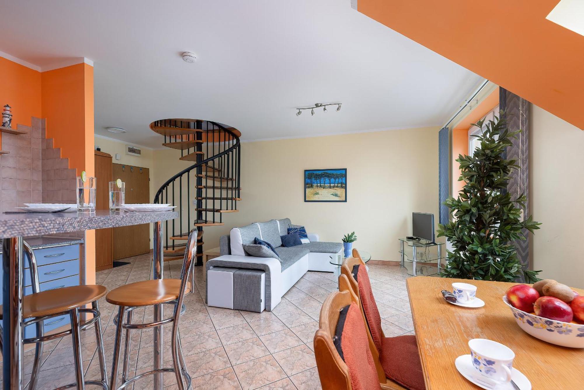 With A View Of The Bay By Renters Apartment
